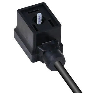 conector de alimentación eléctrica 1
