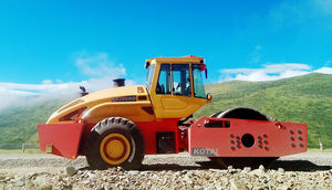 compactador monocilindro