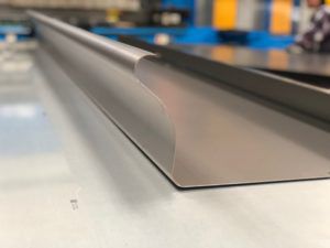 plegado de chapas para aplicaciones automóviles