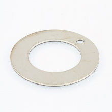 anillo de bronce