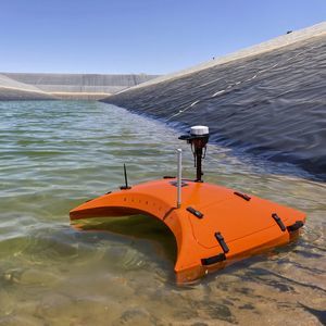 dron acuático de vigilancia