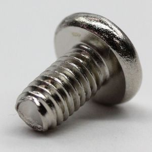 tornillo para metal