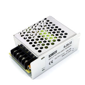 alimentación eléctrica de mesa