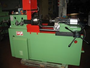máquina de roscar tubos para tubo de material plástico 1