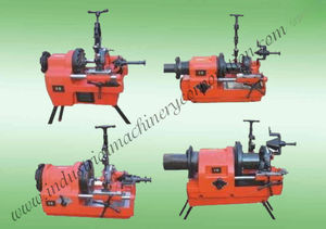 máquina de roscar tubos automática
