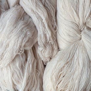 hilo blanco
