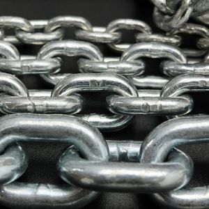 cadena de elevación de acero