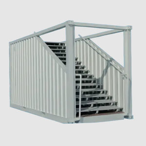escalera fija en contenedor 1