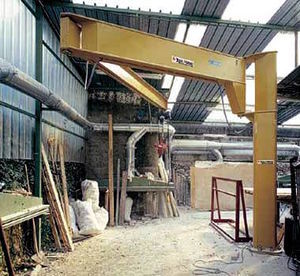 grúa pluma 360°