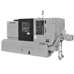 centro de torneado CNC