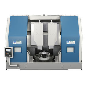 centro de torneado CNC