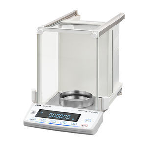 semimicrobalanza de laboratorio