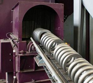 máquina de shot peening con mesa giratoria
