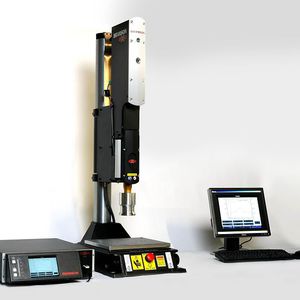 máquina de soldar por ultrasonidos