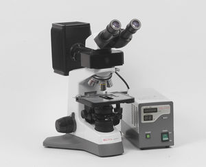 microscopio de laboratorio