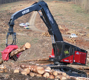 cosechadora forestal con orugas