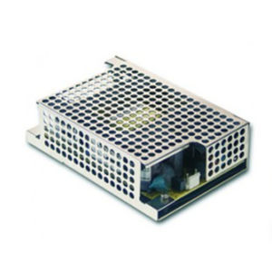 alimentación eléctrica chasis cerrado