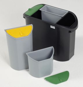 cubo de basura de plástico
