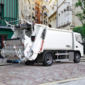 camión de basura carga trasera