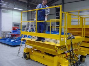 plataforma elevadora de tijera móvil 1