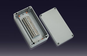caja de terminales de pared 1
