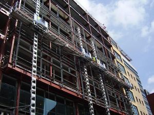 plataforma sobre mástil de doble mástil