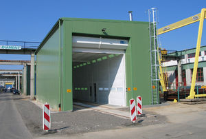 cabina de pintura cerrada