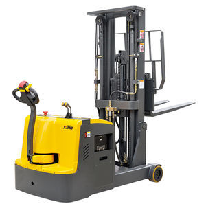 apiladora con contrapeso