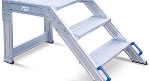 escalera de tijera con ruedas