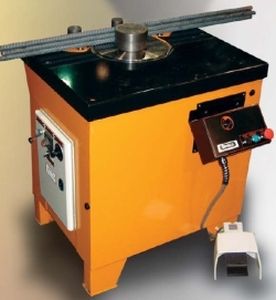 máquina curvadora eléctrica