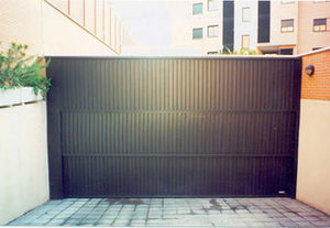 puerta de guillotina