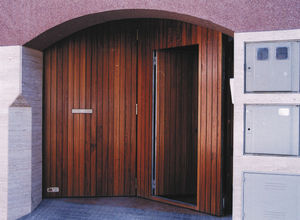 puerta abatible