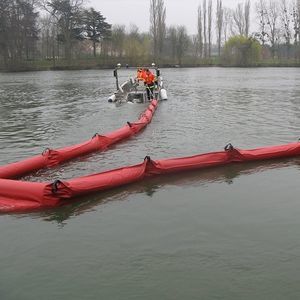 barrera flotante de contención de aceite 1