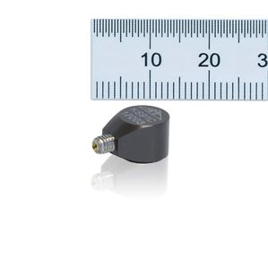 acelerómetro de eje único / piezoeléctrico / para el monitoreo de condiciones de máquina / con electrónica integrada