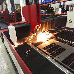 máquina de corte para acero