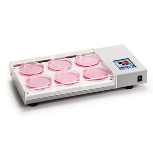 incubadora de laboratorio