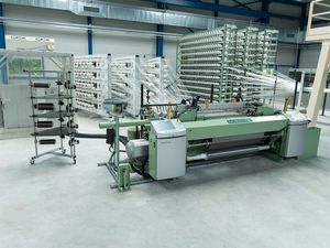máquina de tejer con pinzas