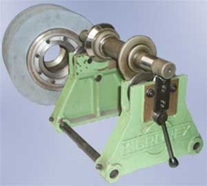 máquina equilibradora horizontal