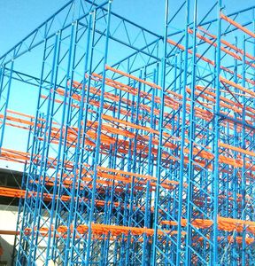 sistema de estanterías para depósito de almacenamiento 1