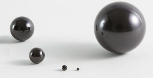bola de acero inoxidable