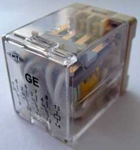 relé electromecánico 220 V CA / 6 V CC / de alta frecuencia / enchufable