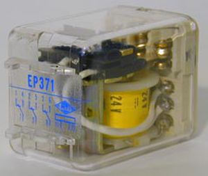 relé electromecánico 24 V CC / enchufable / de potencia