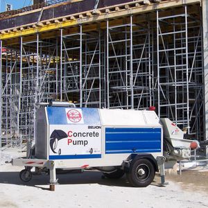 bomba para hormigón montada en remolque