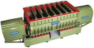 máquina de triboacabado lineal