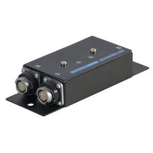 acelerómetro triaxial / compacto / industrial