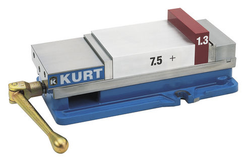 Mordaza de máquina - D688 - Kurt Manufacturing-Industrial Products Division - de perfil plano / de precisión