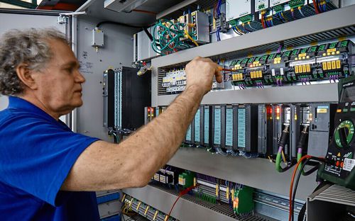 Armario eléctrico de mando - NATUS GmbH & Co. KG - a medida