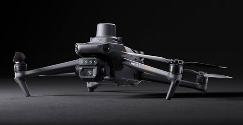 Dron cuadrirrotor - Mavic 3M - DJI-Innovations Company Limited - de cartografía / de inspección / para aplicaciones agrícolas