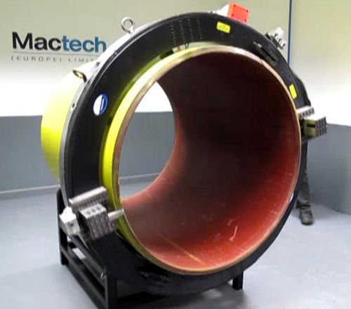 Máquina cortatubos orbital automática - Clamshell - Mactech Europe Ltd