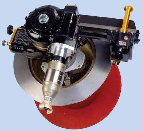Herramienta de refrentado de brida - Mactech FXB630 - Mactech Europe Ltd